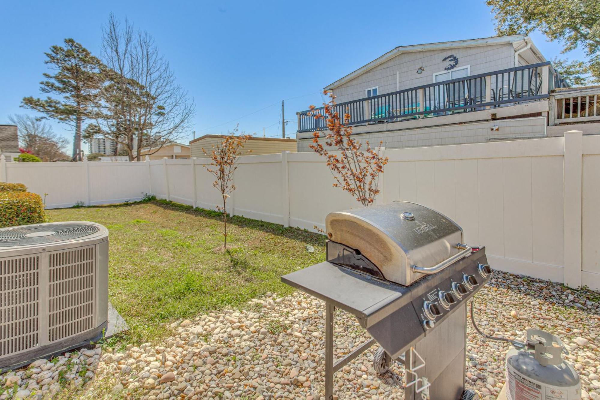 Holiday home Sunny Surfside Walk To Beaches! Myrtle Beach