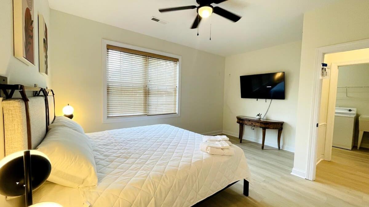 The Location Great Ocean View 7br Pool Apartment *