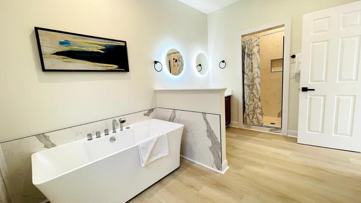 Apartment The Location Great Ocean View 7br Pool