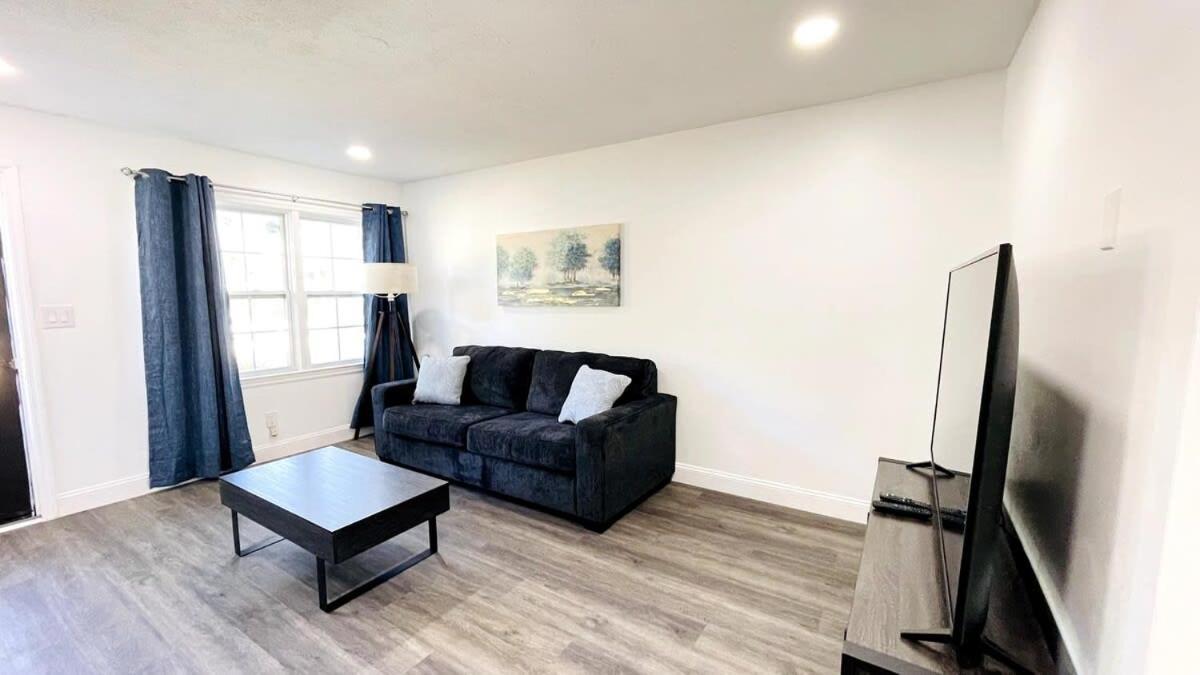 Close To The #1 Lovely 2 Bedrooms
