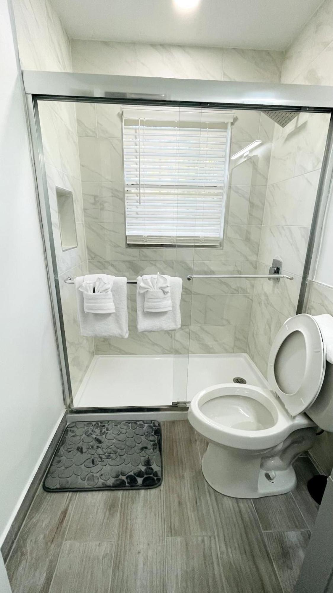 Close To The #1 Lovely 2 Bedrooms