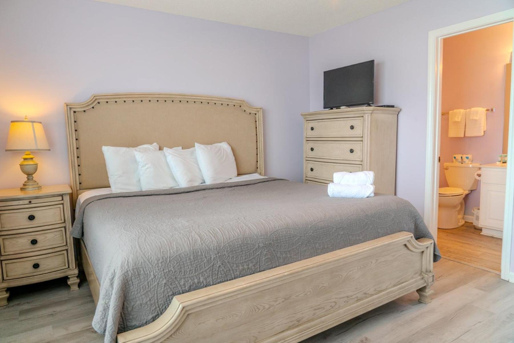 Sea Pond Unit 3 Apartment *
