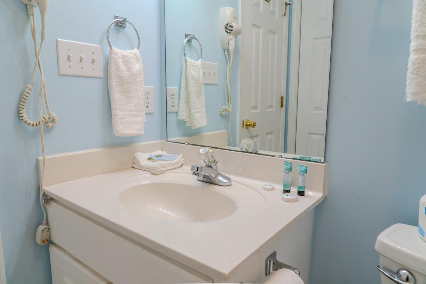 Sea Pond Unit 3 Apartment