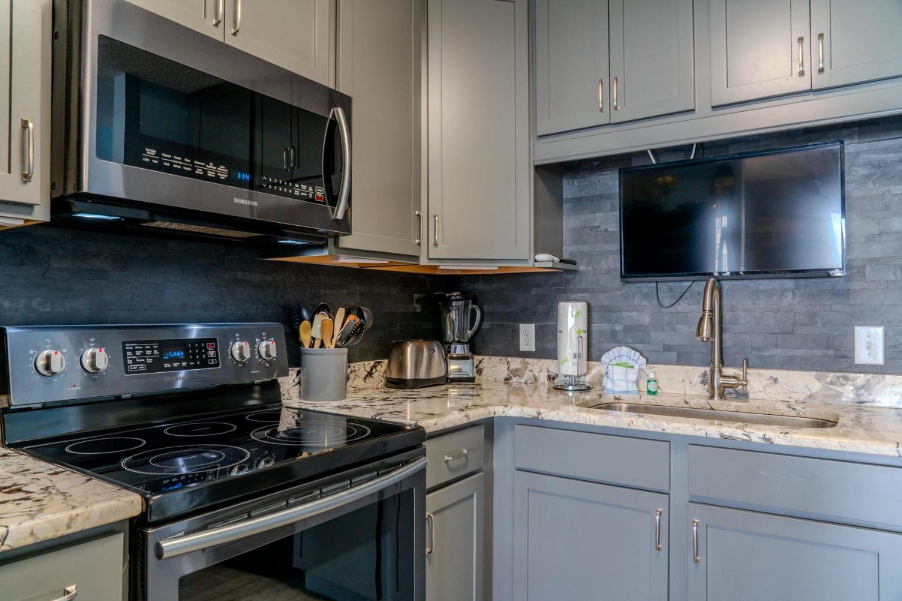 Sea Pond Unit 3 Apartment