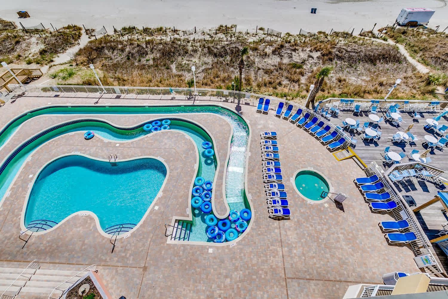 Oceanfront Location Modern Lazy River Huge Pool Oasis Holiday home *