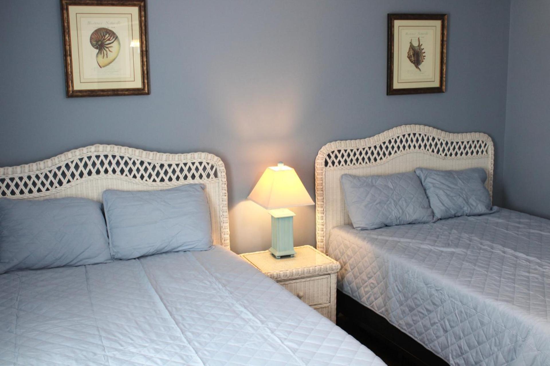 Grand Cayman A1 *