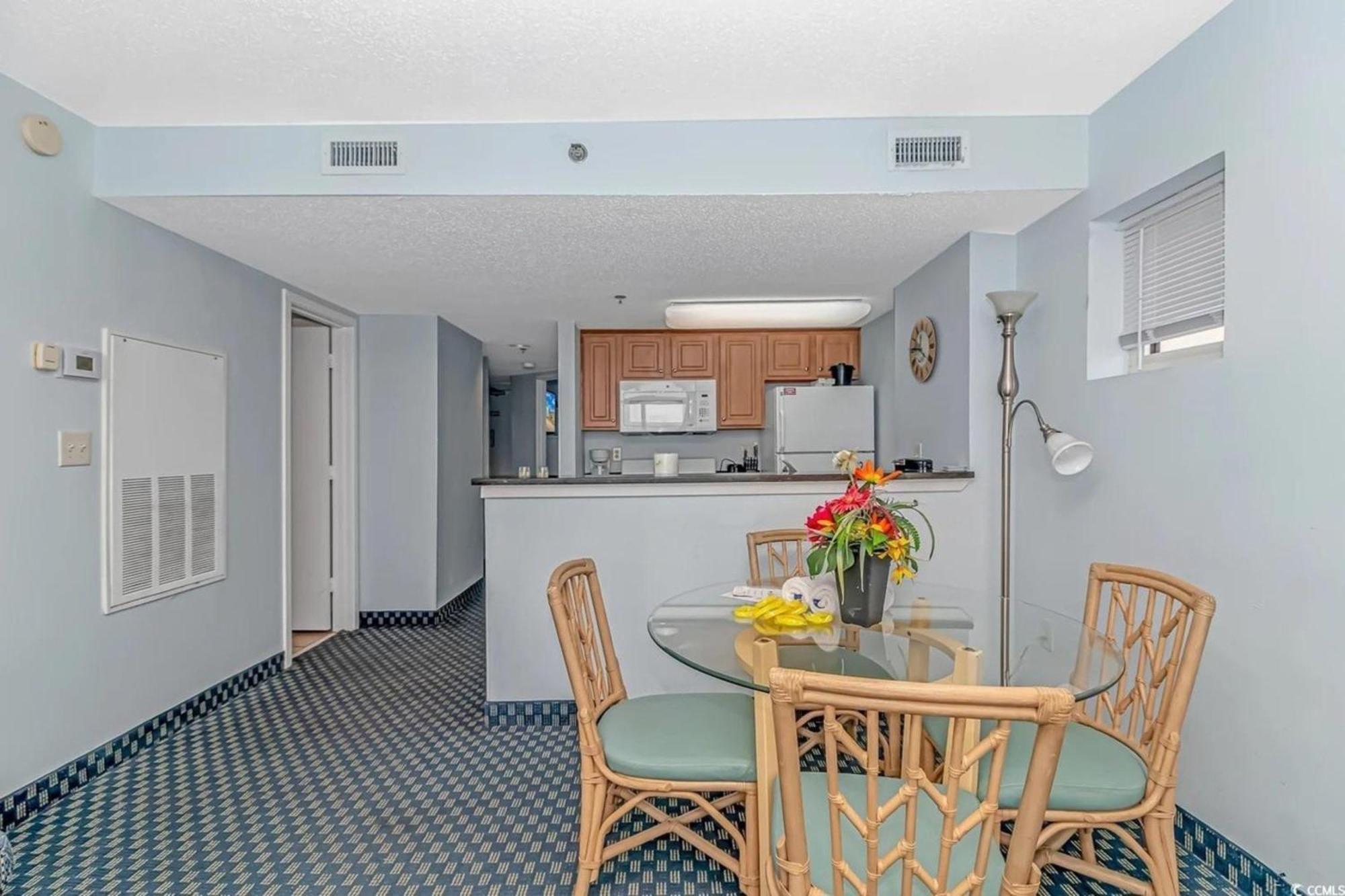 2br At Atlantica