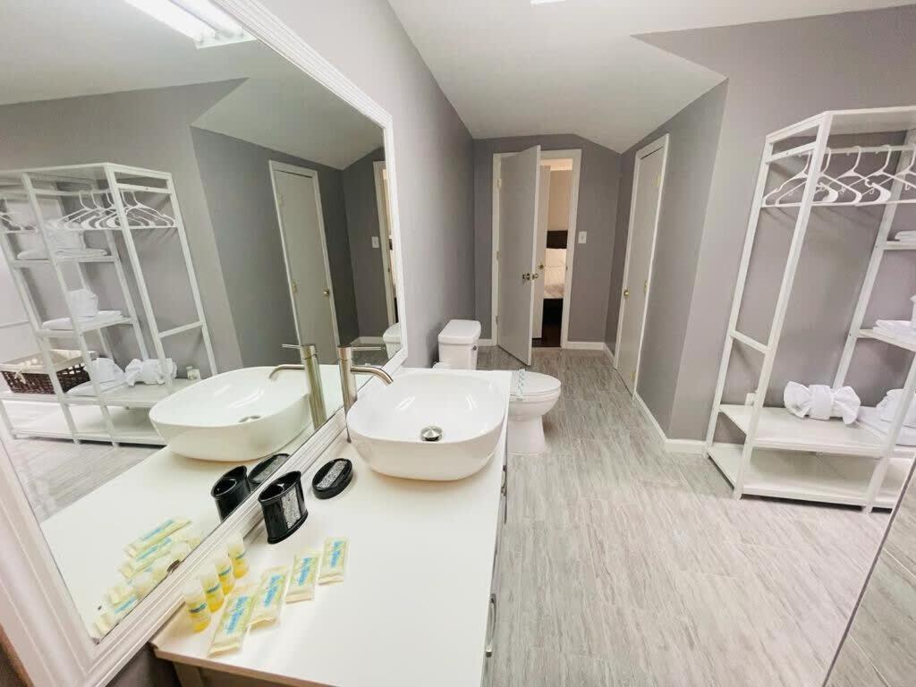 Apartment #5 Awesome 3 Bedroom Minutes From The Myrtle Beach