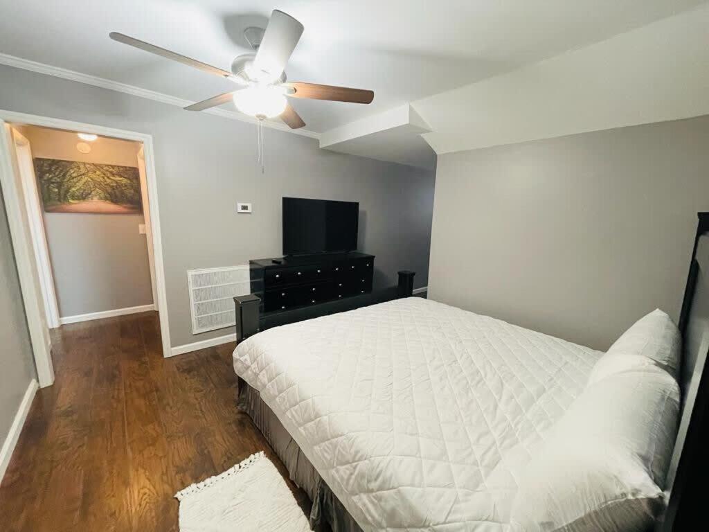 #5 Awesome 3 Bedroom Minutes From The Apartment Myrtle Beach