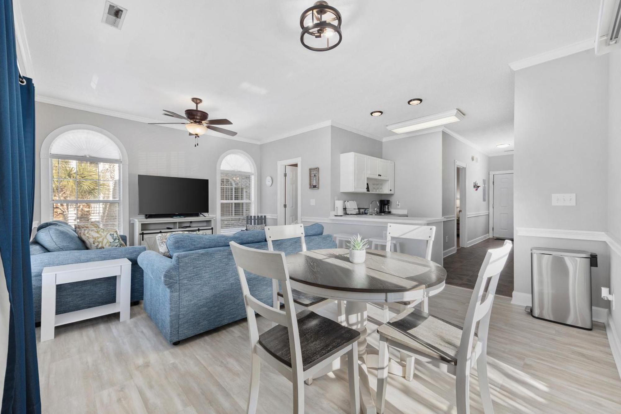 Cozy 1 Bedroom In Myrtlewood ,sleeps 4! *