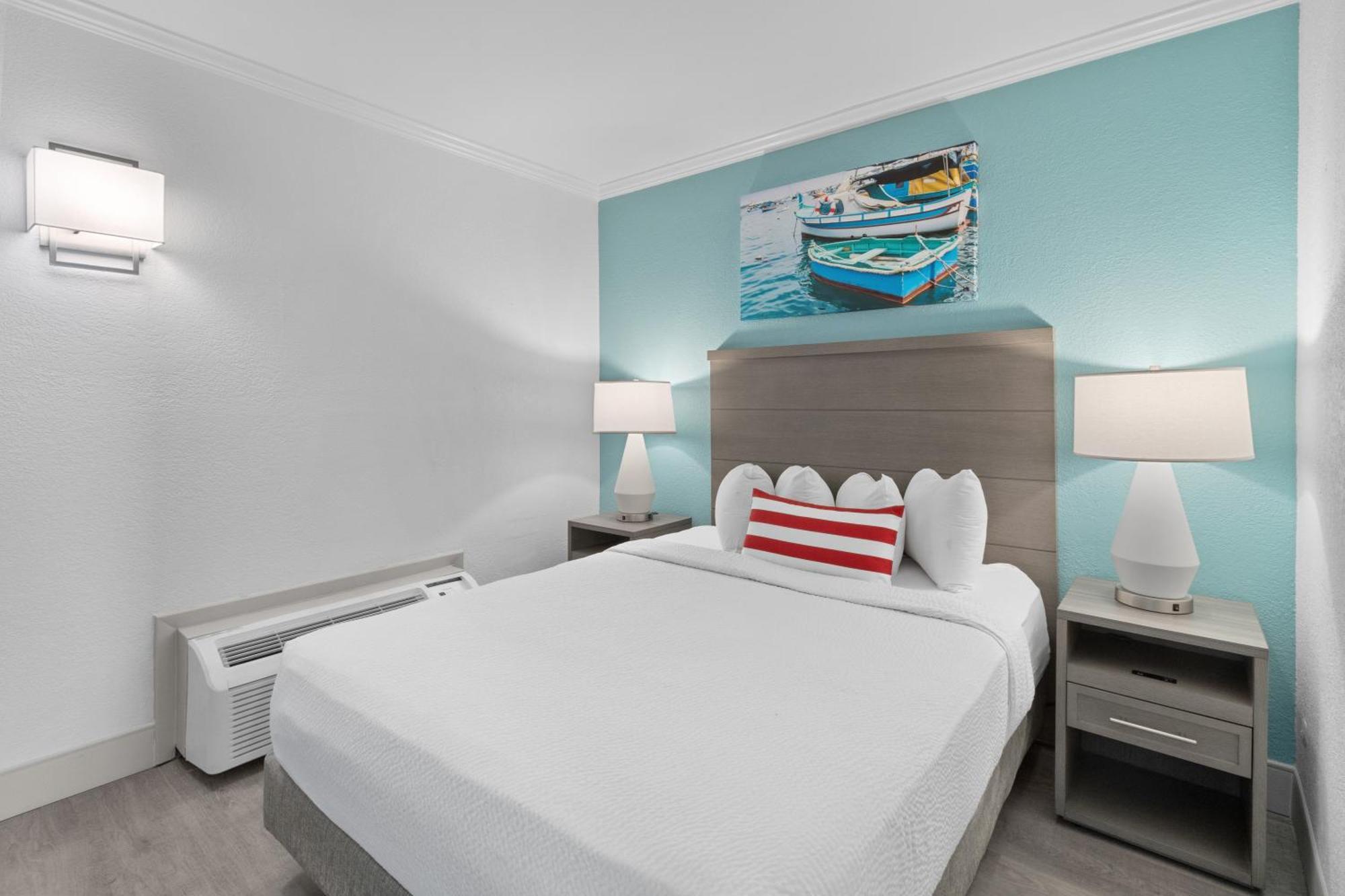 Compass Cove Resort