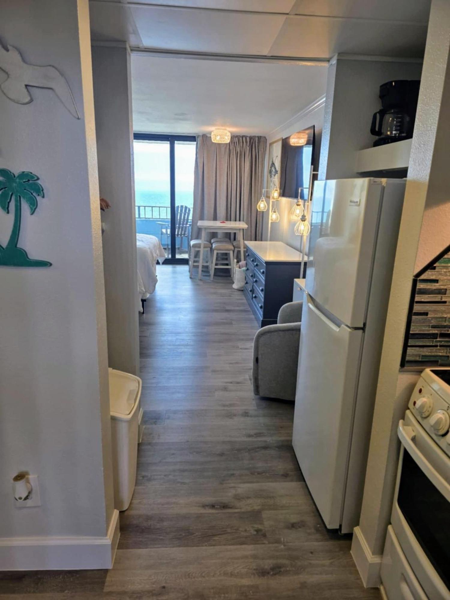 Newly Renovated Privately Owned Of On 6th Floor Ocean Reef With Pools, Hot Tubs, Lazy River And Waterpark *