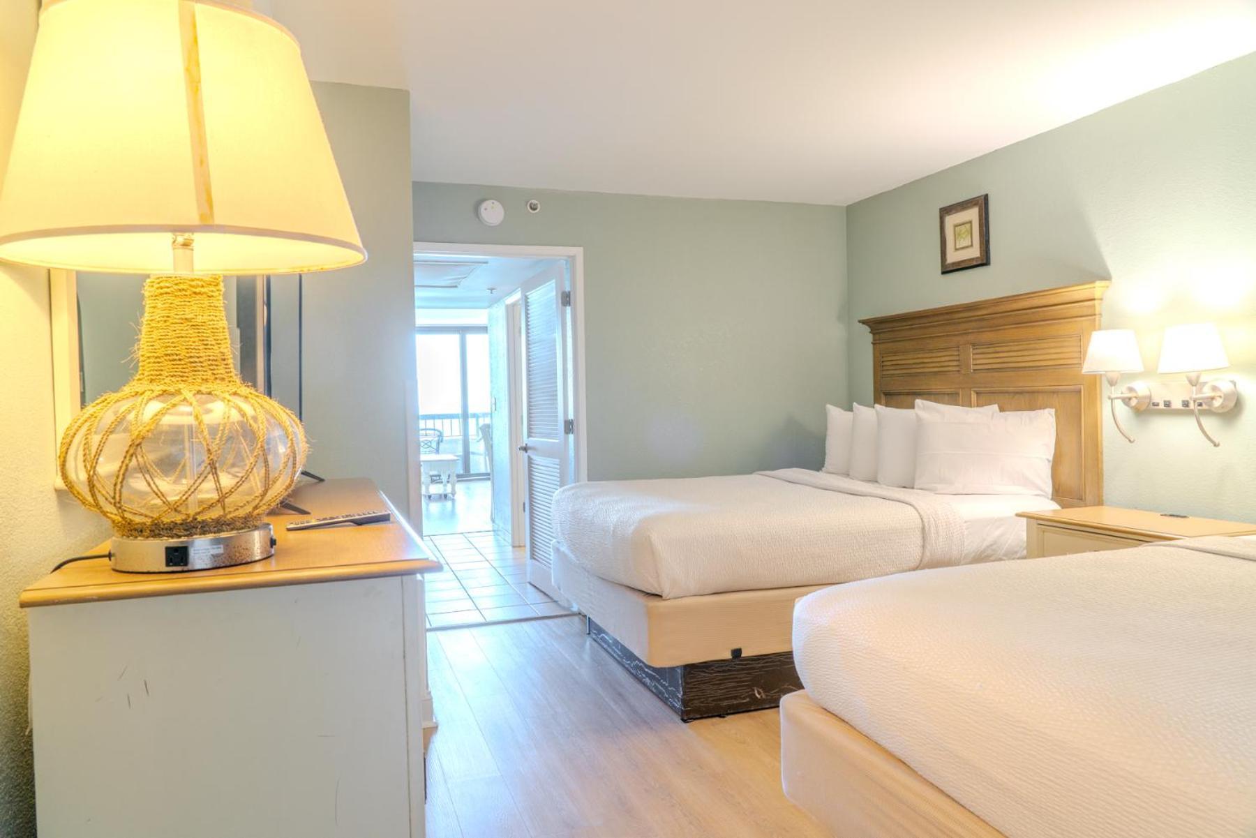 Holiday home Oceanfront 1br Suite! Perfect For 8 Guests!- Pinnacle Tower 1456 *