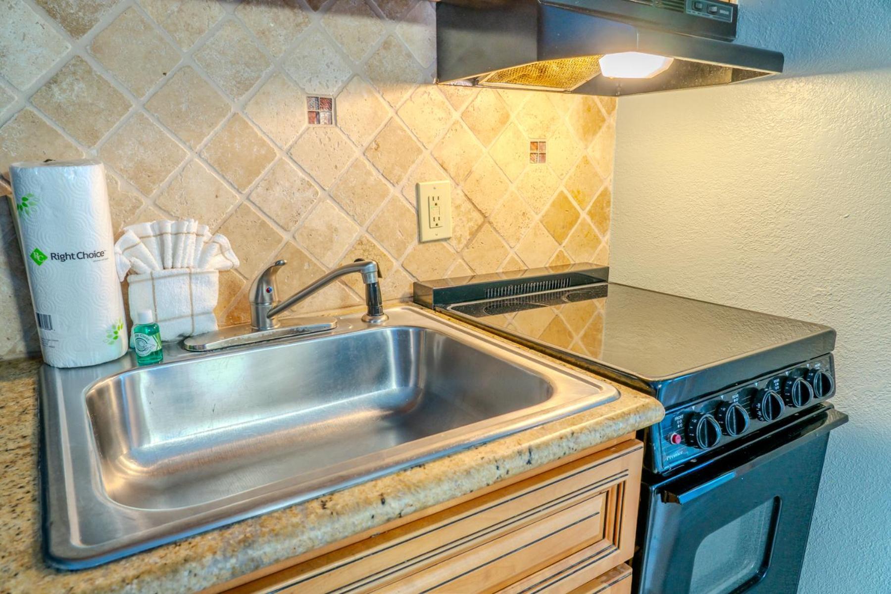 Oceanfront 1br Suite! Perfect For 8 Guests!- Pinnacle Tower 1456 * Myrtle Beach
