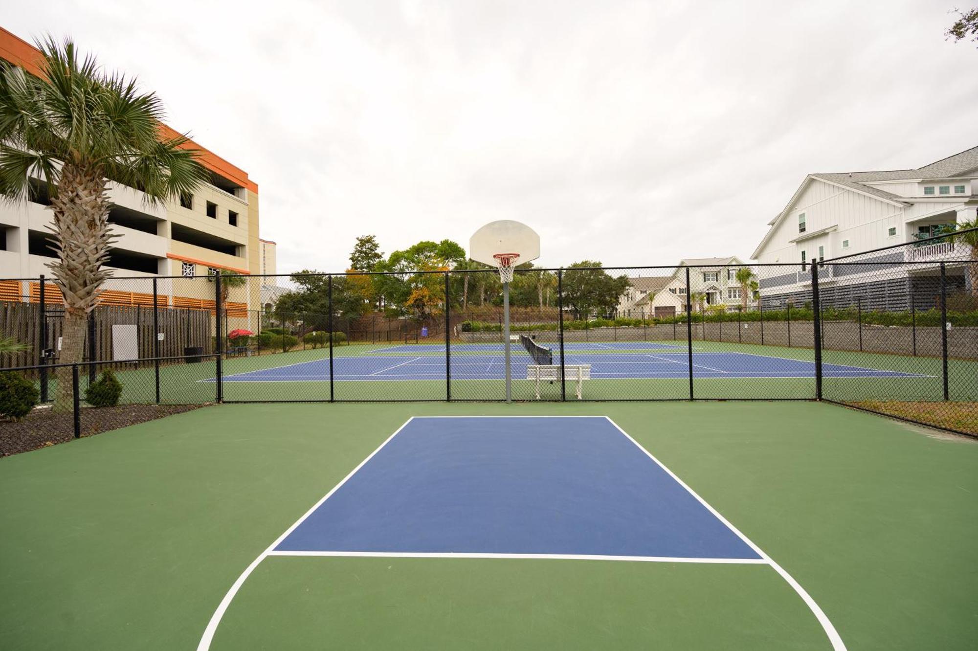 Oceanfront With Waterpark Included In Price Aparthotel *