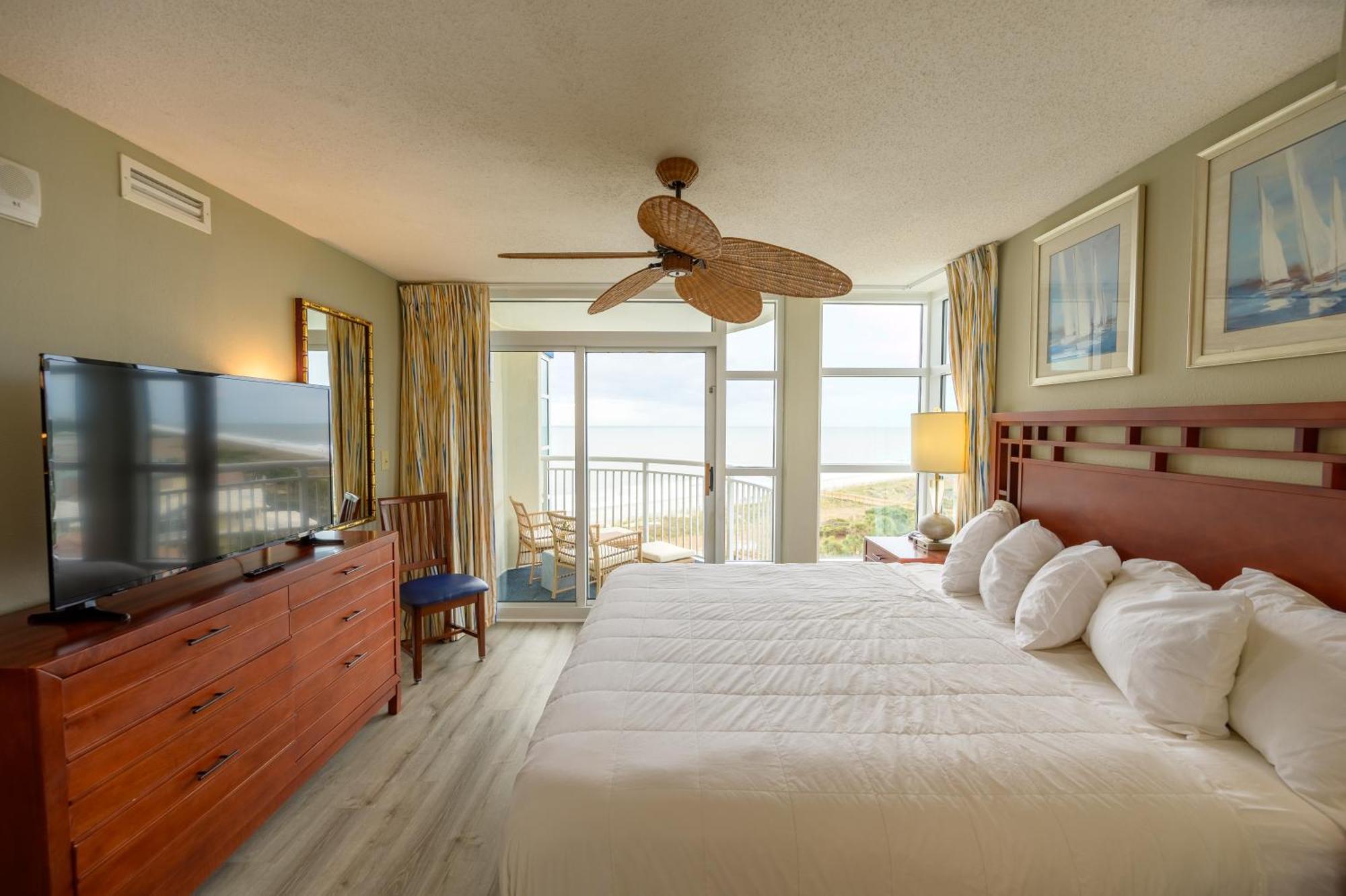 Oceanfront With Waterpark Included In Price *