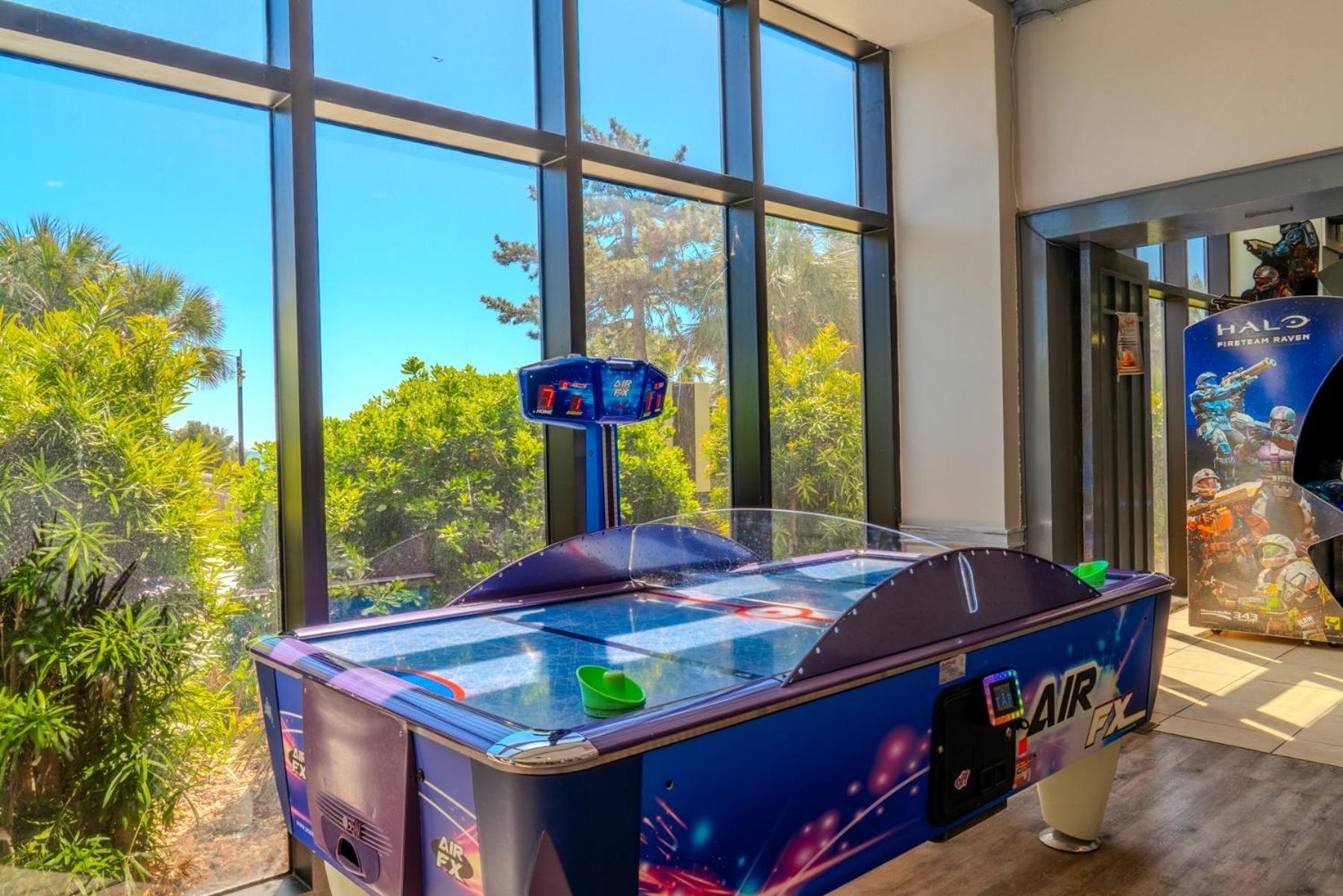 Colony Ocean View - 2 Bedroom, 2 Bath - Perfect For 8!