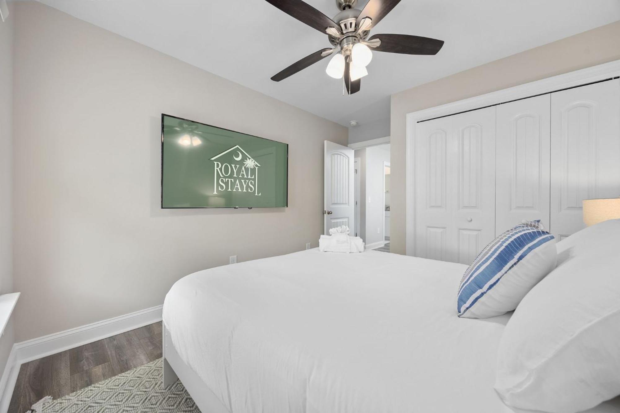 Ace Basin - Across From Ocean - Pet Friendly