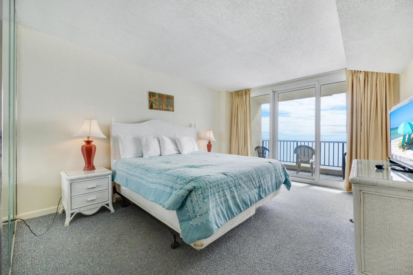 6 Bedroom Oceanfront With Indoor And Outdoor Pools