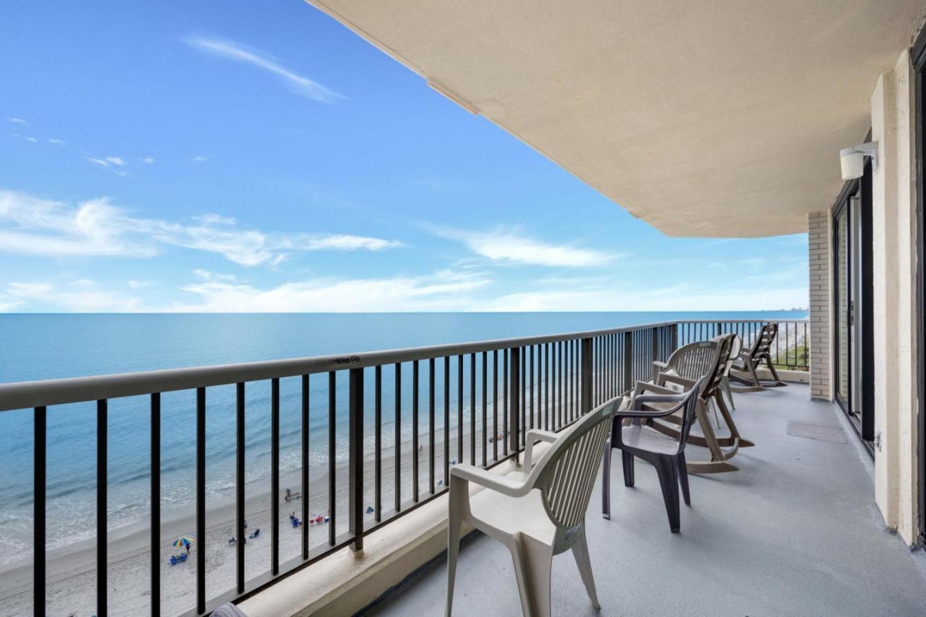 Holiday home 6 Bedroom Oceanfront With Indoor And Outdoor Pools *
