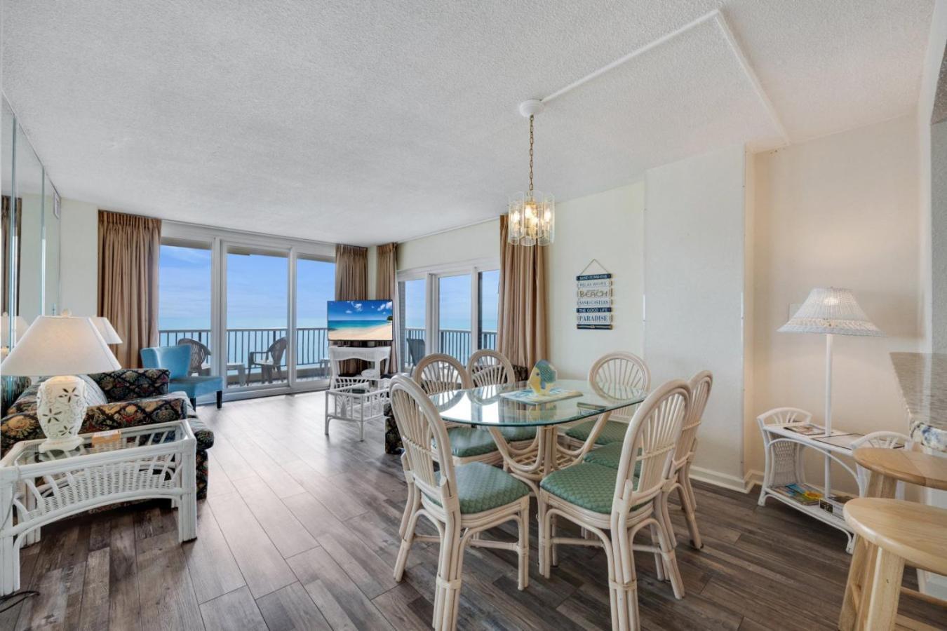 6 Bedroom Oceanfront With Indoor And Outdoor Pools *