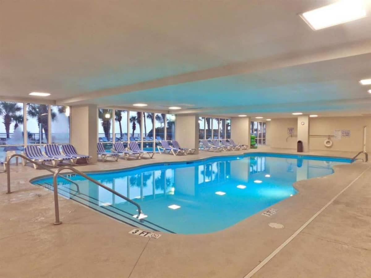 Apartment Stunning Oceanfront W Jetted Tub! B 733 Myrtle Beach