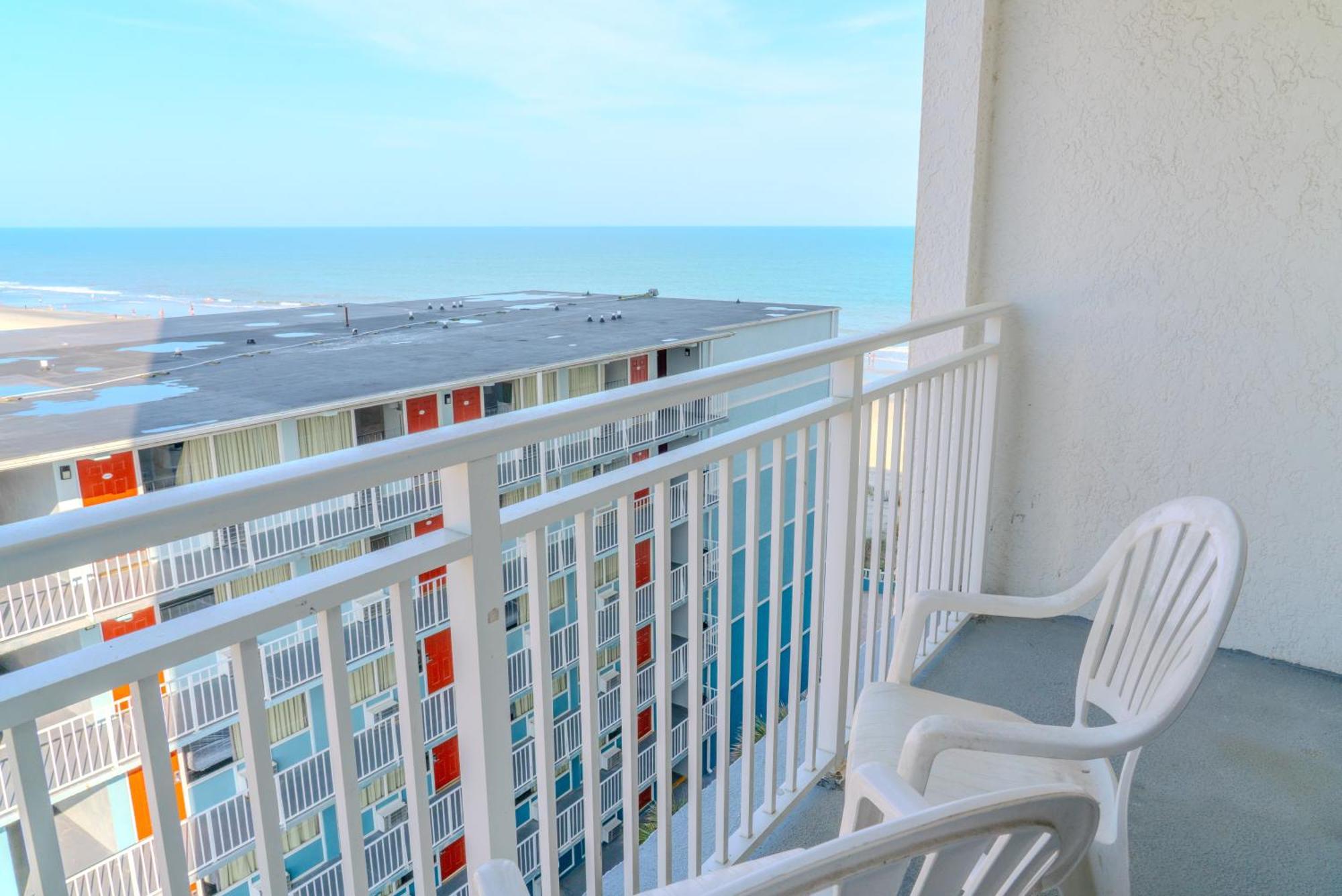 Holiday home Gorgeous Ocean Views! Double Queen Sea Mist Suite! Sleeps 4! 50802 Myrtle Beach