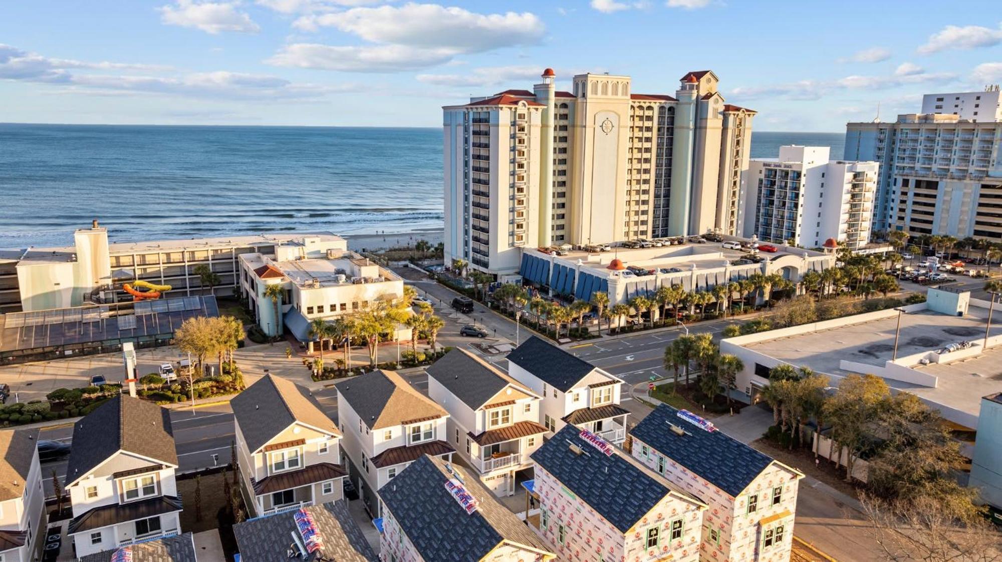 Ace Basin - Across From Ocean - Pet Friendly *