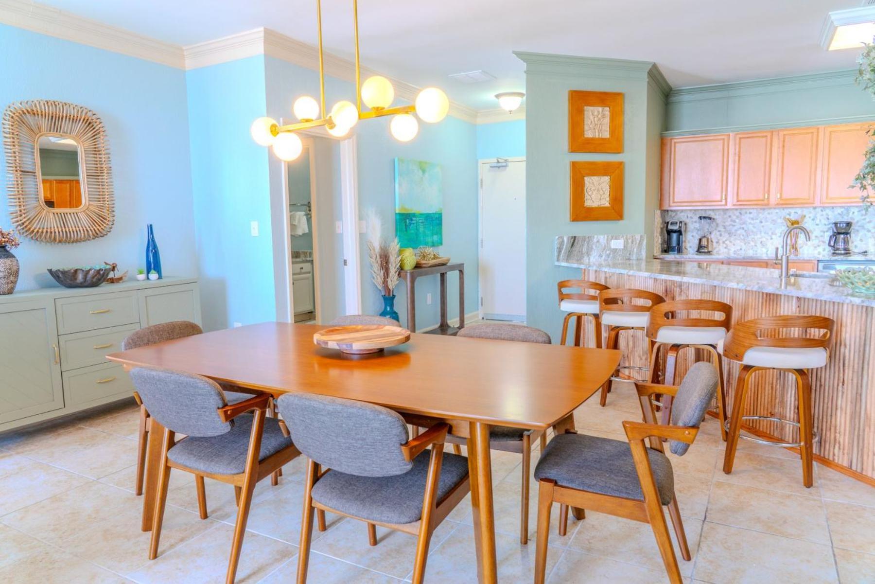 Holiday home Oceanfront 2 Bedroom Penthouse! Dunes 1232 *