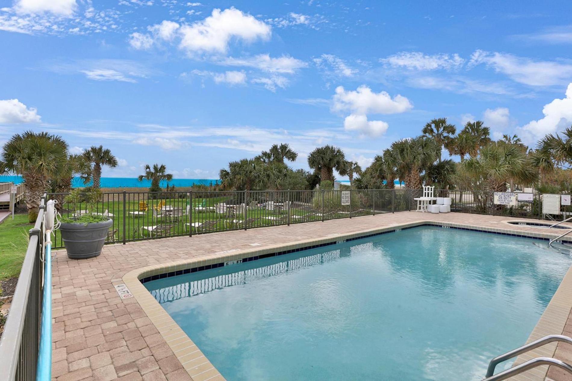 Holiday home Memorable Sunrises At Meridian Plaza By Wavecrest Beach Vacations *
