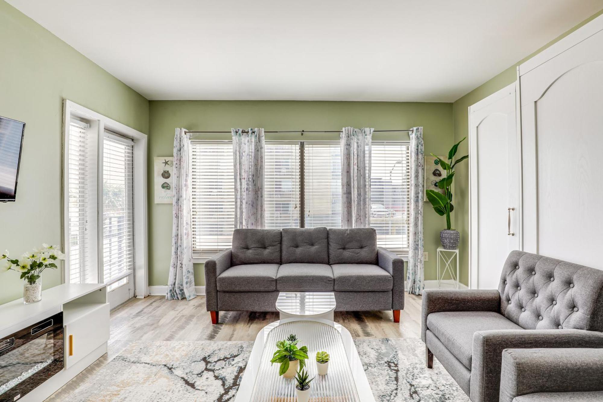 Steps To Myrtle Gem With Oceanfront Pool Apartment