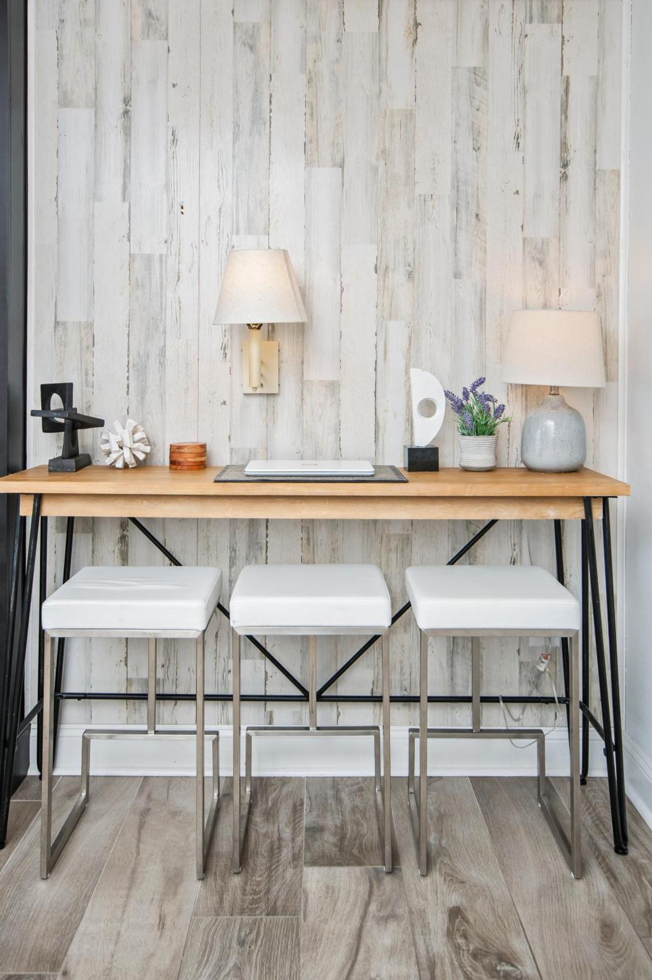 Sea Breeze Apartment *
