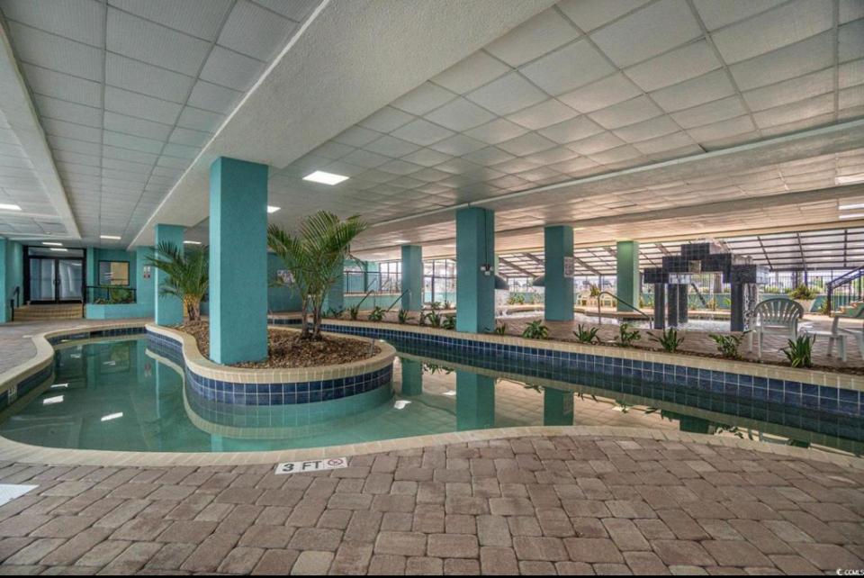 Hotel Landmark Resort Courtyard Balcony 3*