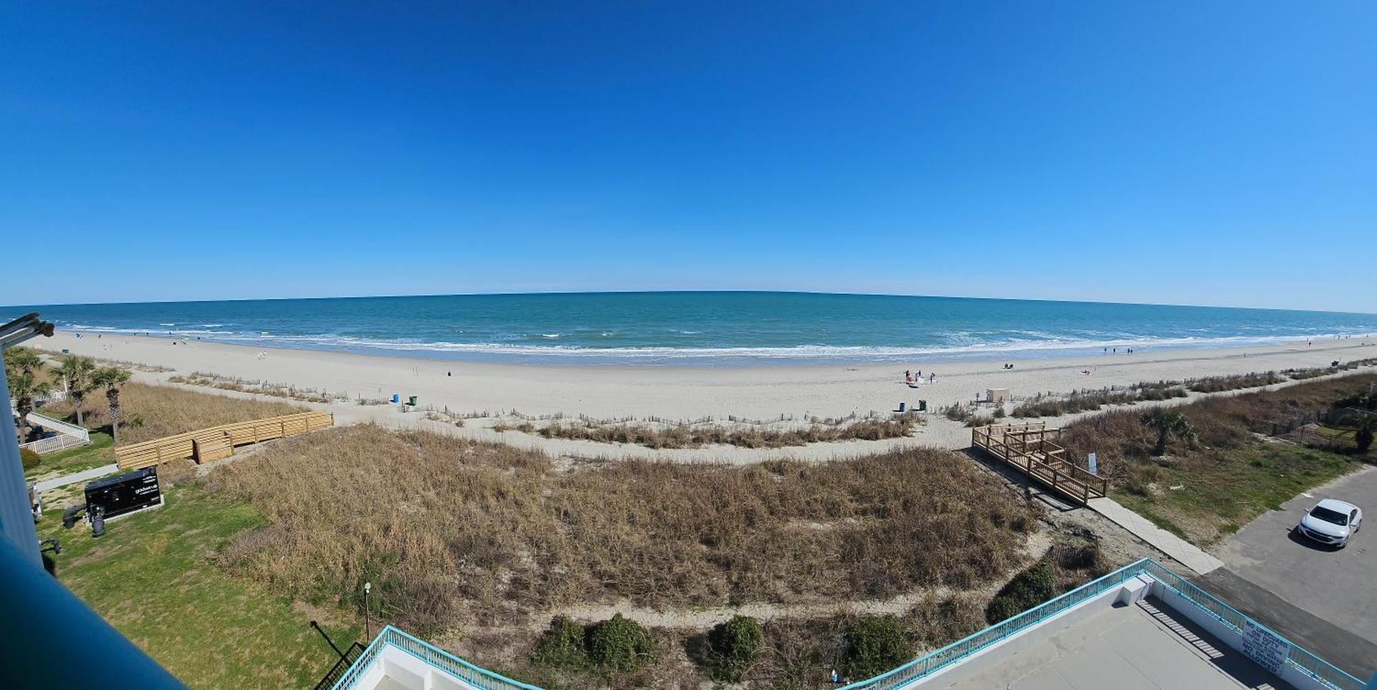 Southern Breeze Ocean Front 3*