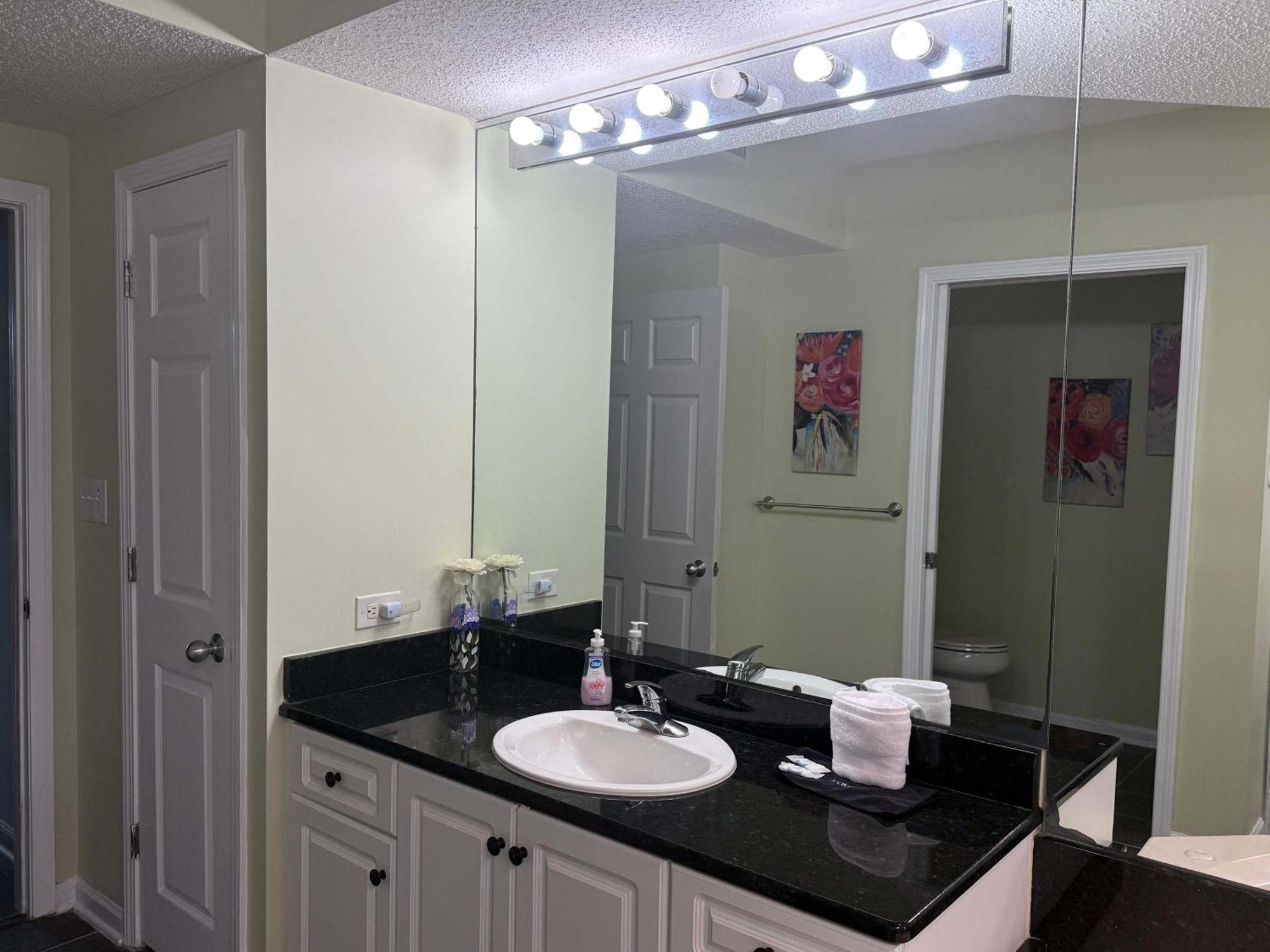 Waterfront Luxury Huge With 15000sf Pool Myrtle Beach