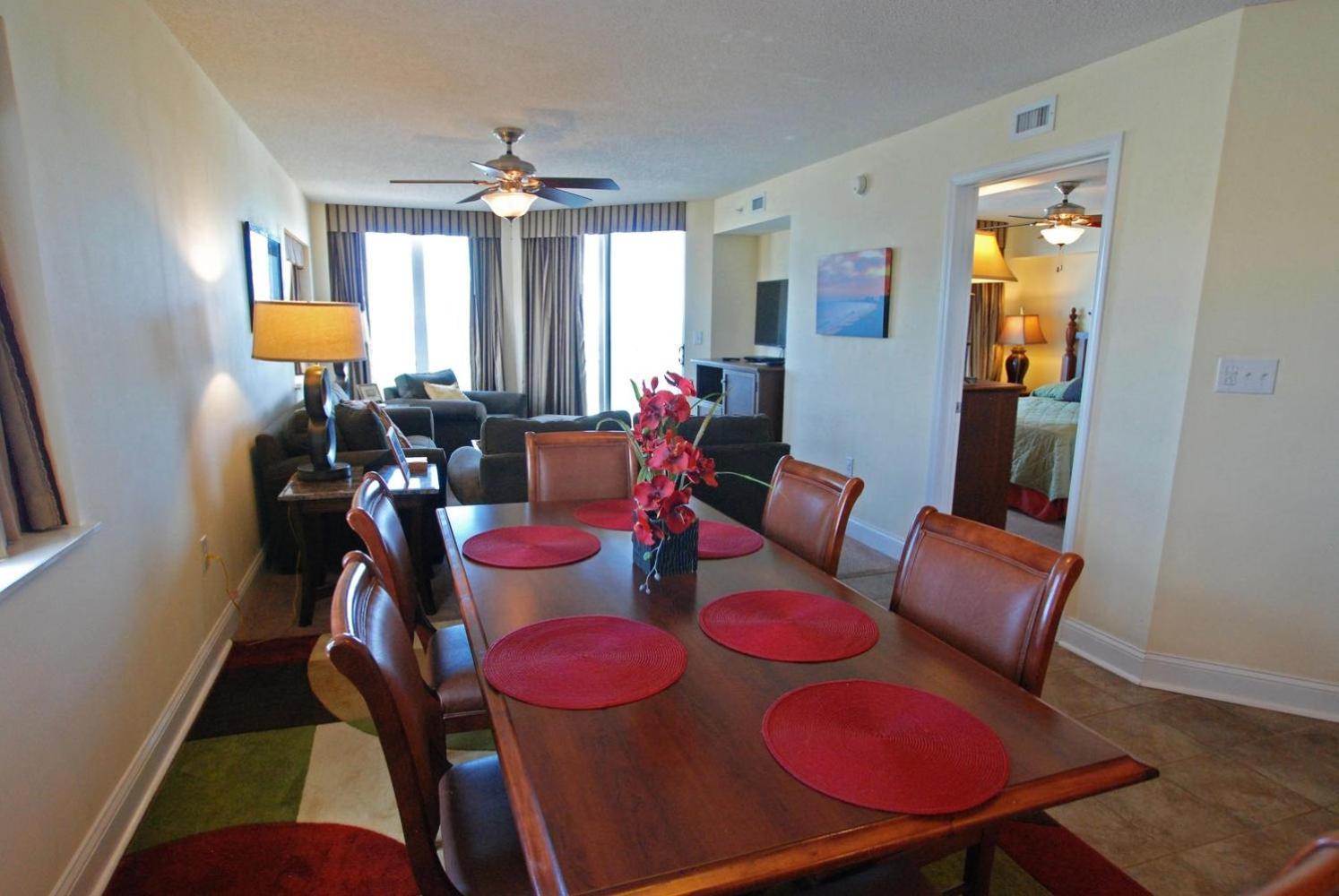 Bahama Sands 702 *