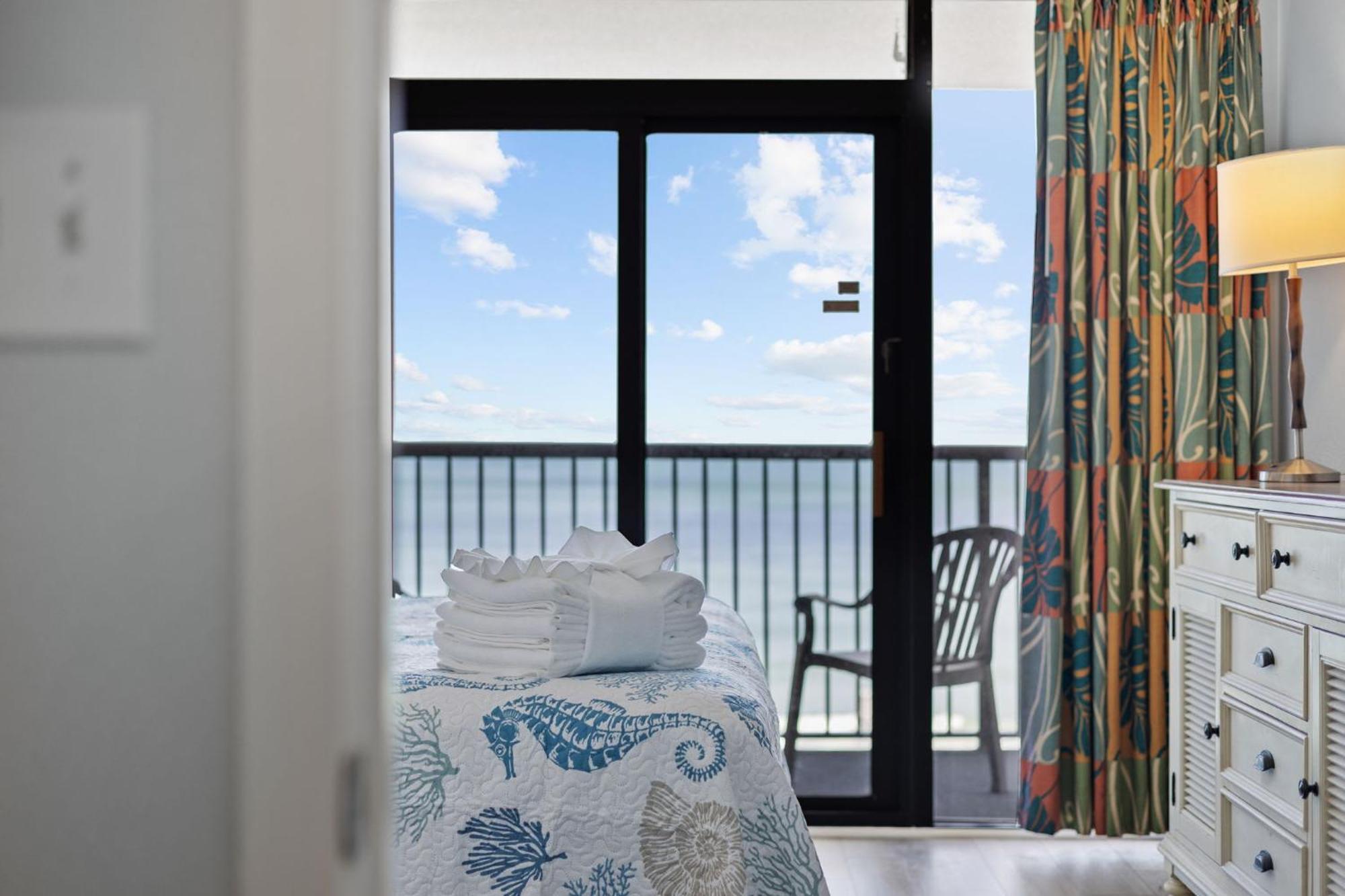 Holiday home Charming 3br 2ba Oceanfront *