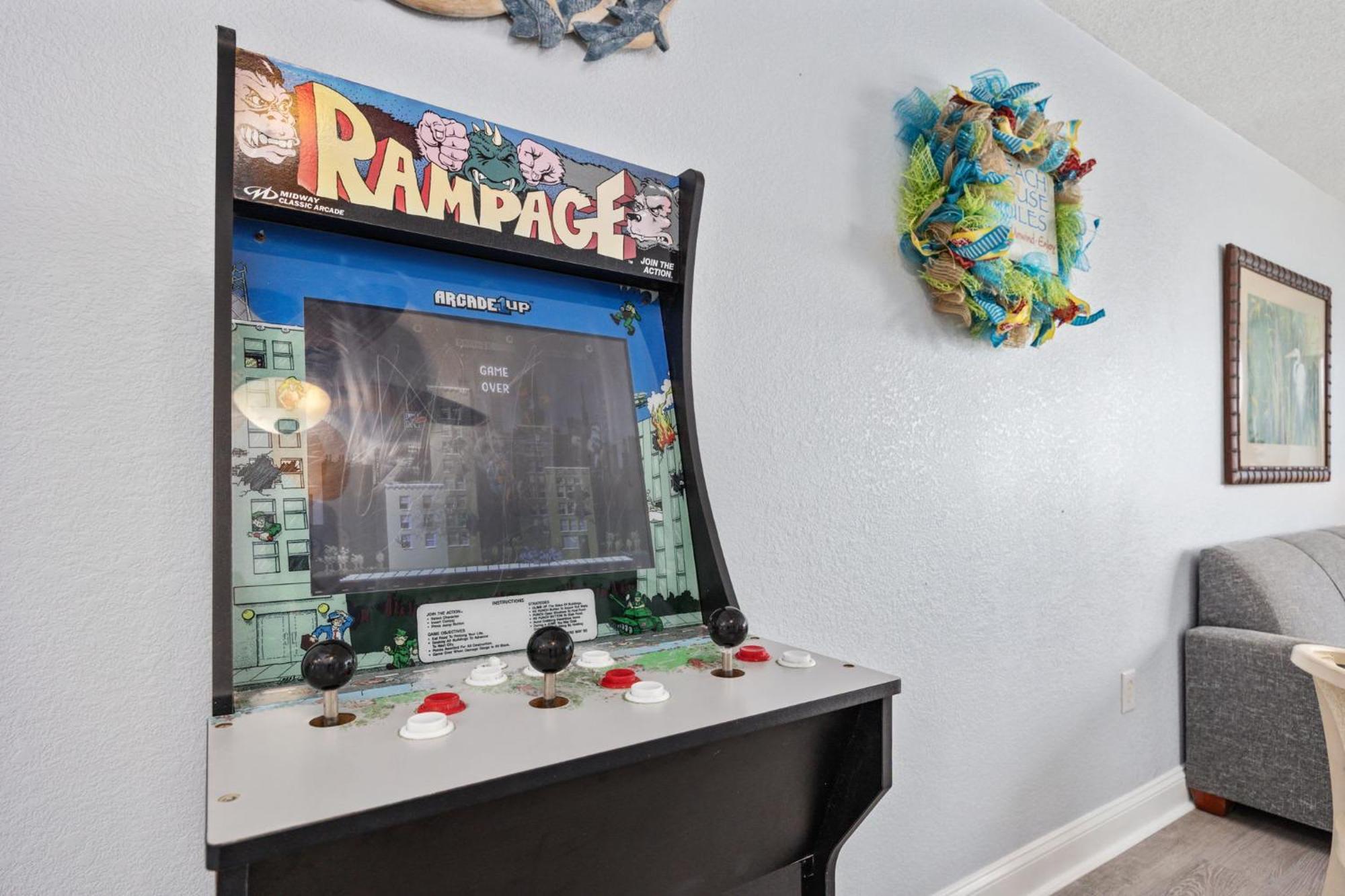 Family-friendly Oceanfront At Compass Cove In Myrtle Apartment