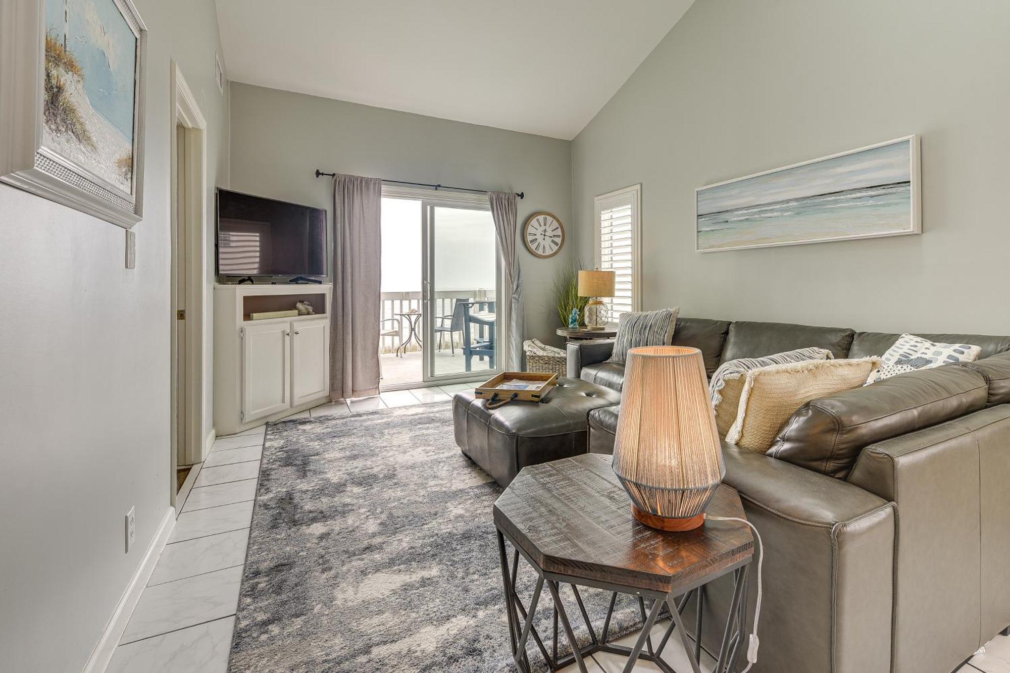 Apartment Sunny Seaside With View - Walk To Myrtle Beach