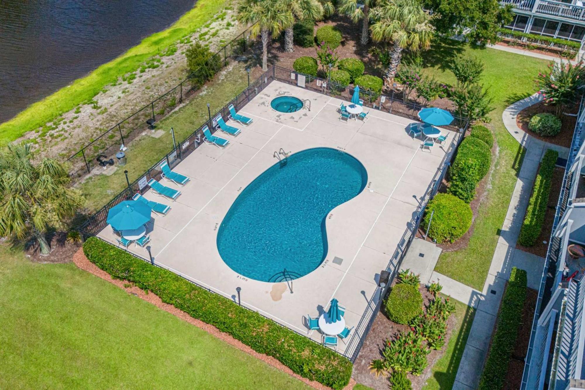 1j Golf Colony In Family Friendly Surfside Holiday home