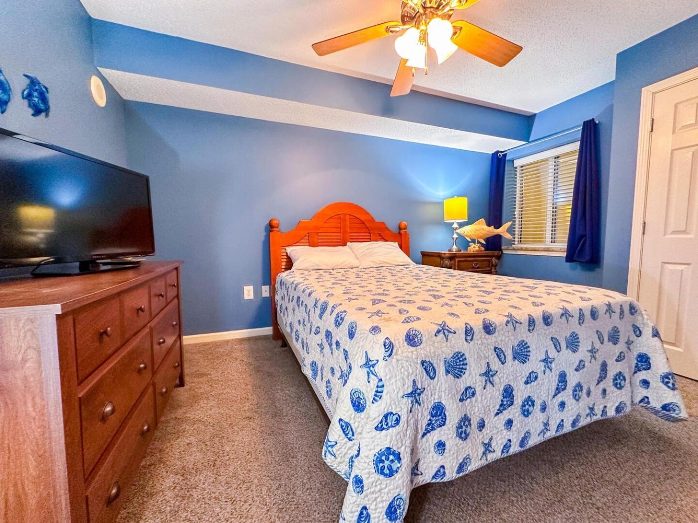South Shore 801 Apartment *