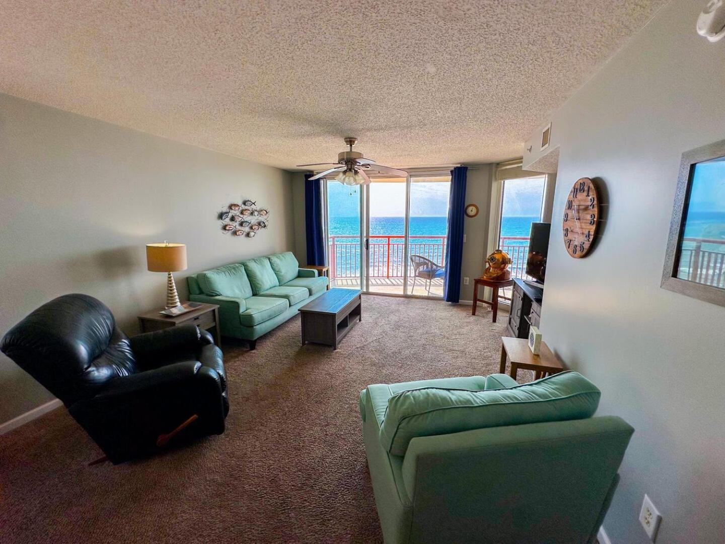 Apartment South Shore 801