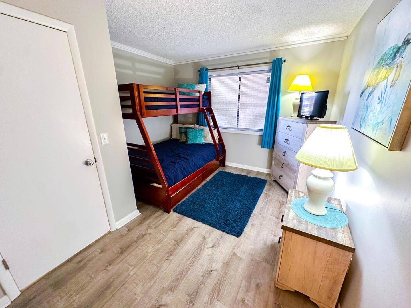 Apartment Tilghman And Racquet Club 320 *