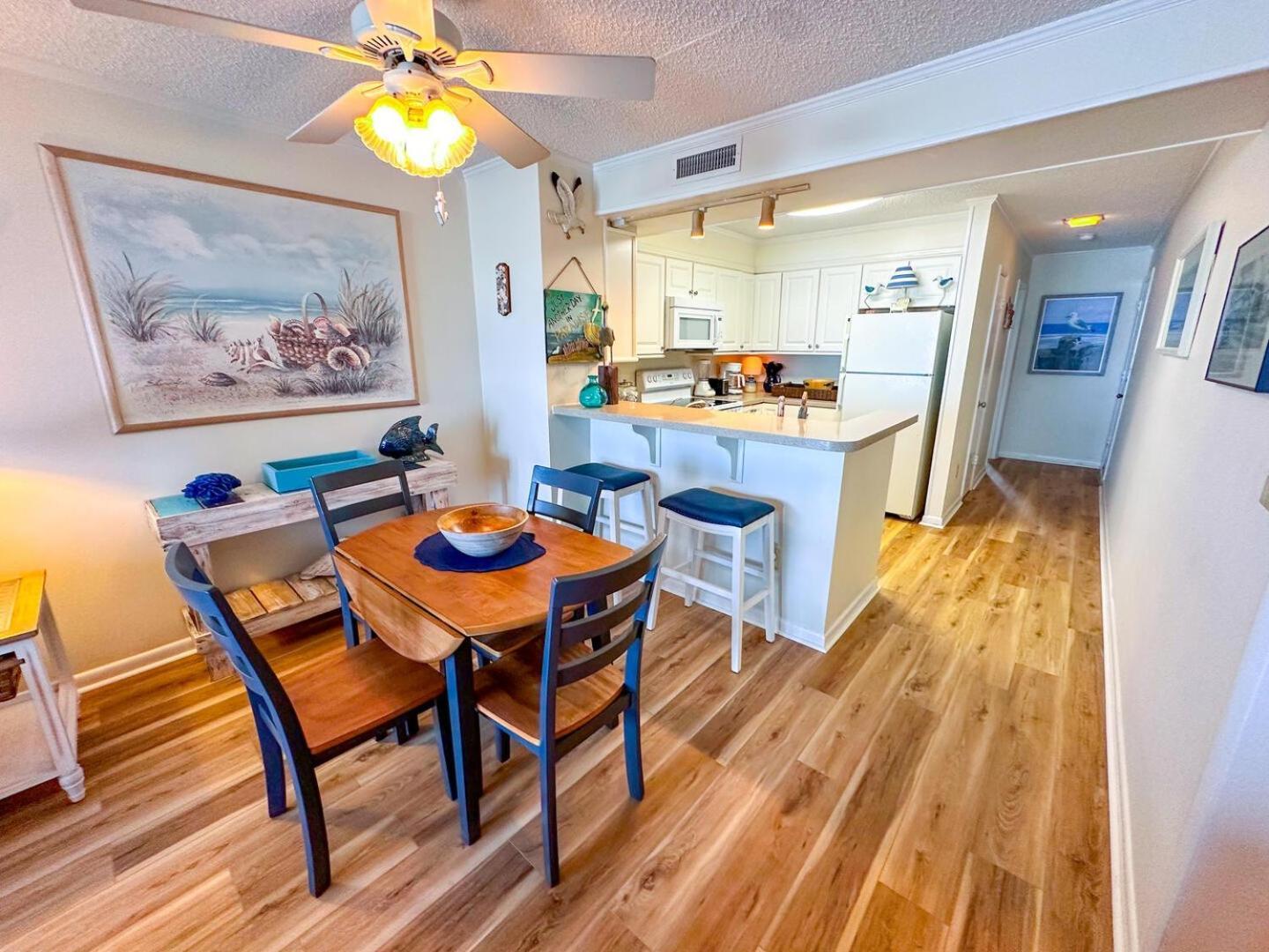 Apartment Tilghman And Racquet Club 207