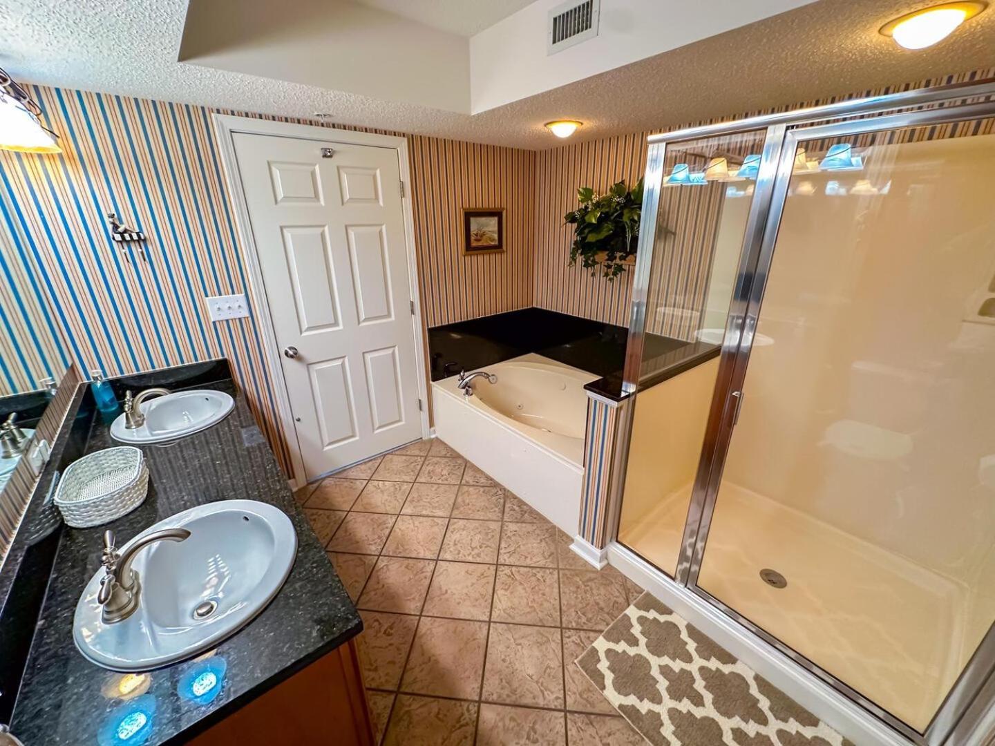 South Shore 1202 Apartment