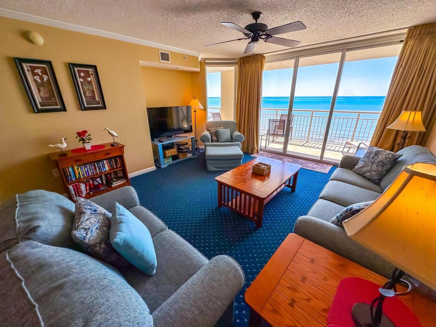 South Shore 1202 Apartment *
