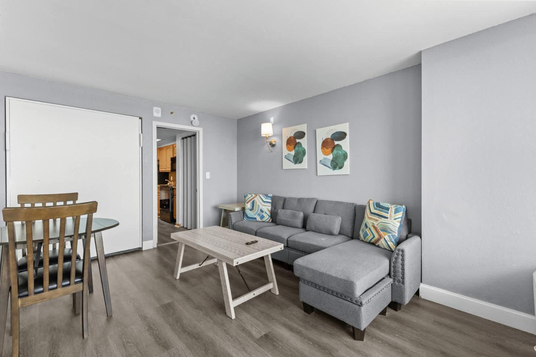Compass Cove Unit 269 - Oceanfront Holiday home