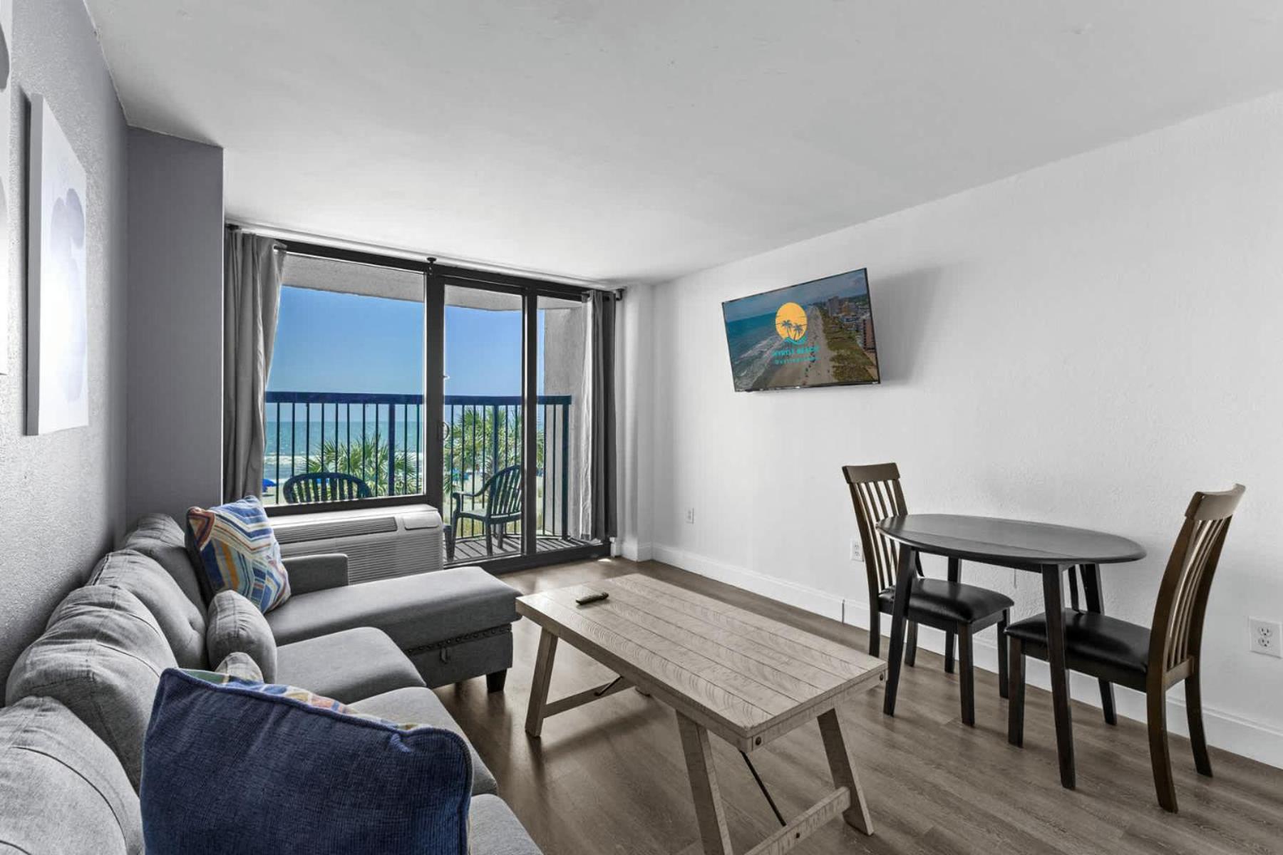 Compass Cove Unit 269 - Oceanfront Holiday home *