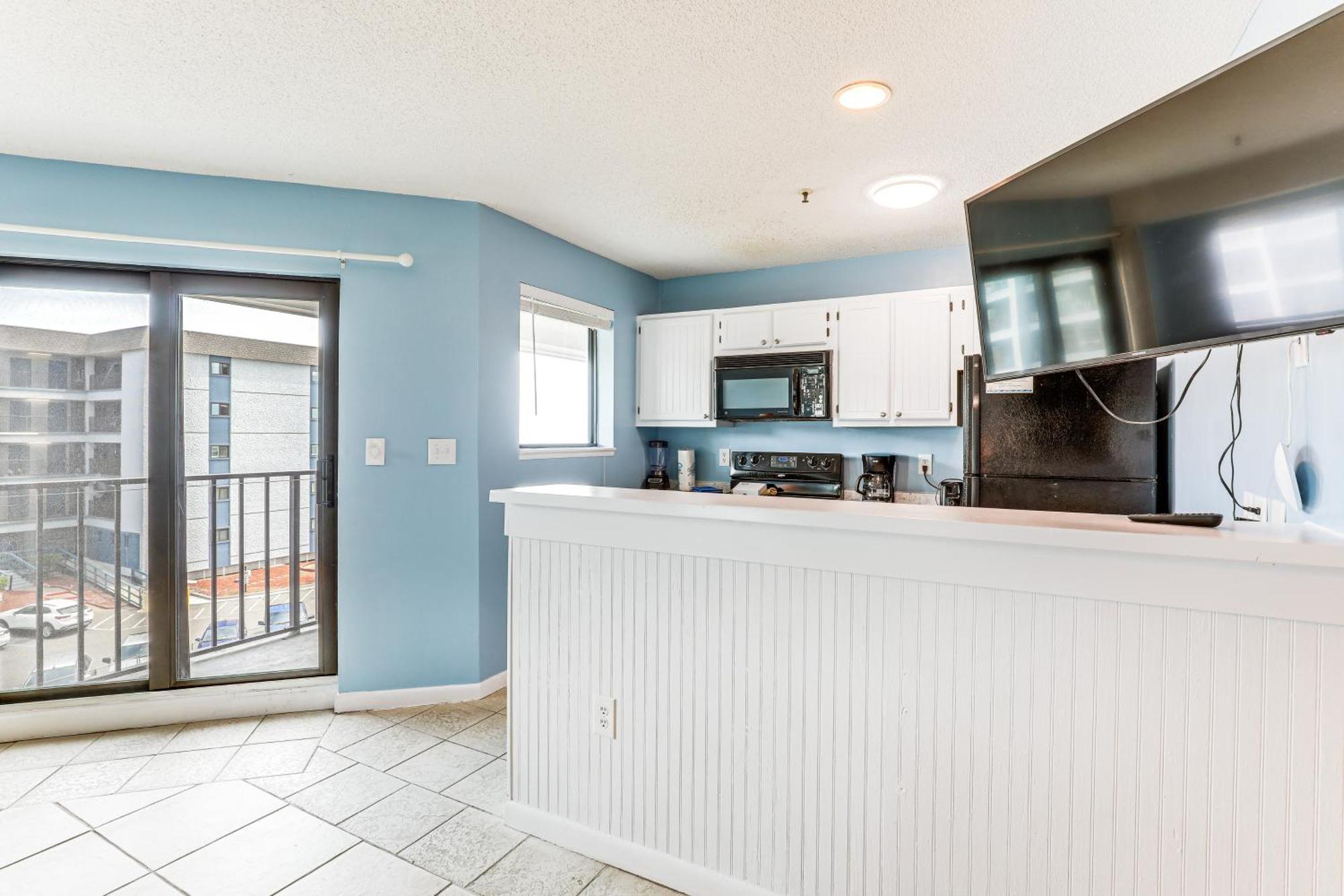 Apartment Beachfront With Pool At Myrtle Resort! *