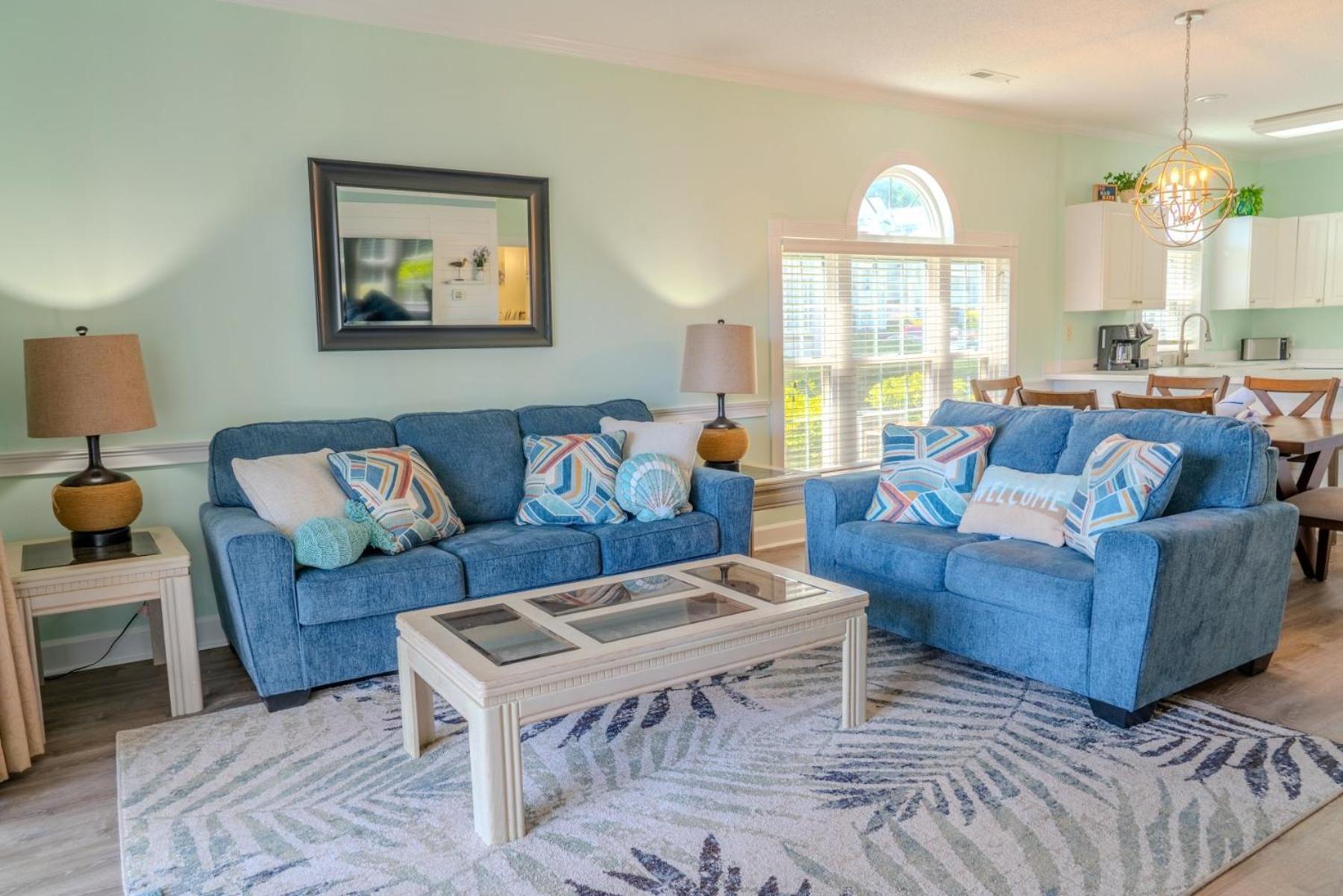 Ground Floor 2 Bed 2 Bath Riverwalk At Arrowhead Country Club Unit 104 *